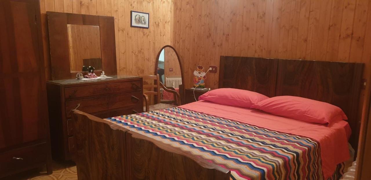 Casa Vacanze Mingos Lodio Di La Carpineta Exterior foto